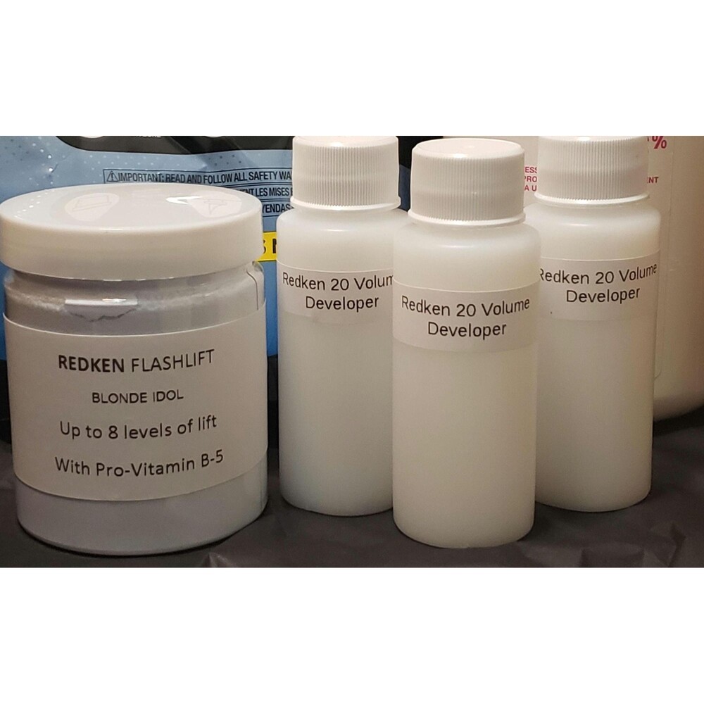 Salon Direct Portioned Hair Lightener Set with 20 volume Developer.